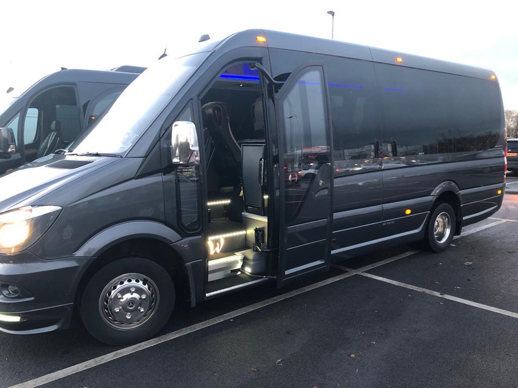 Door open of the Mercedes Sprinter